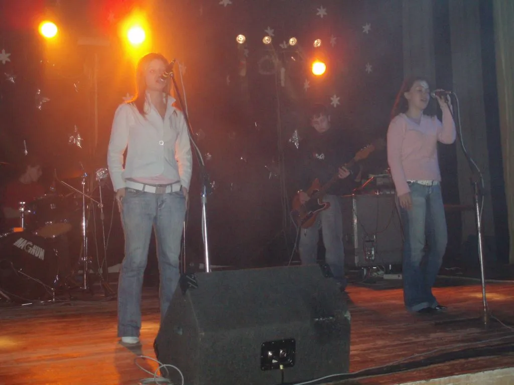 Ešte Nie - Koncert proti rasizmu Nika a Andrea.jpg